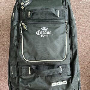 Ogio Pull Through Rolling Carry On